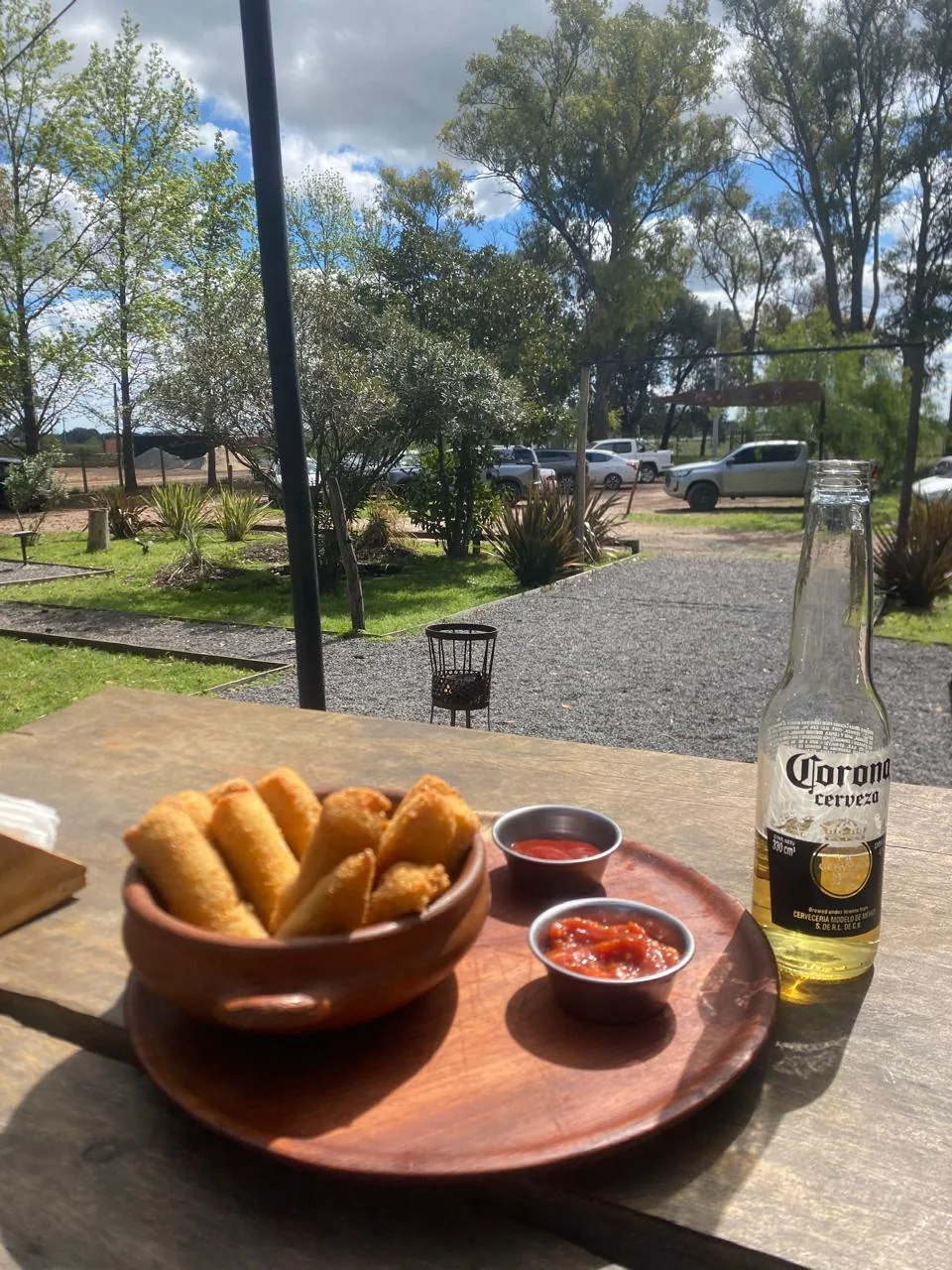 Croquetas caseras con salsas